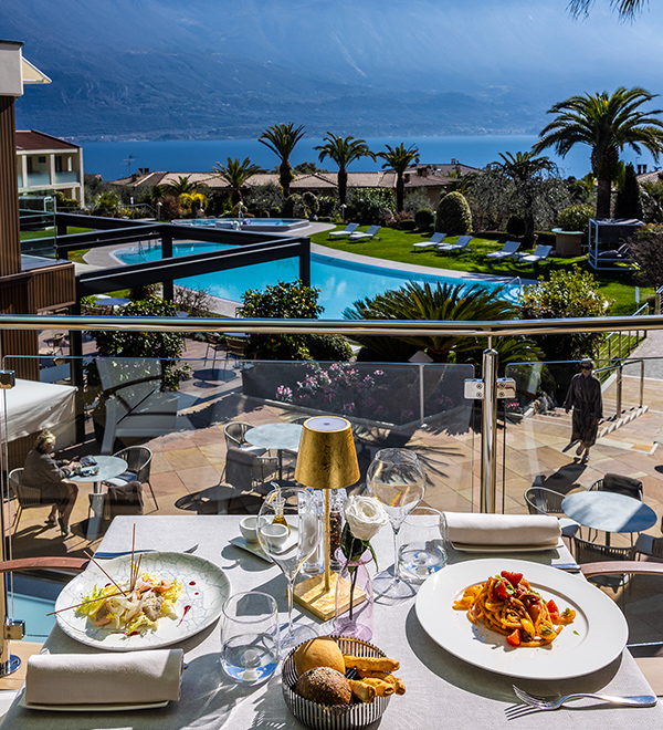 Park Hotel Imperial, pool bar & lunch