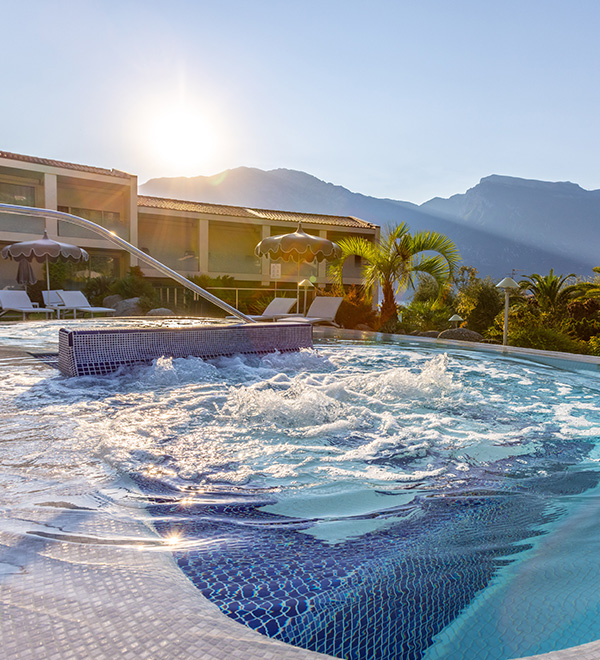 Hotel mit Beheiztes Hallenbad mit Hydromassage in Limone sul Garda | Park Hotel Imperial